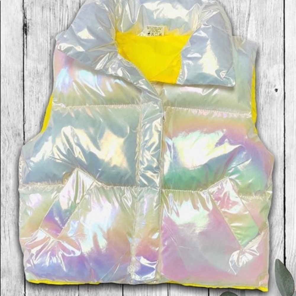 NWT: Girls Rainbow Lined Zip Front Puffer Vest (4-8 years)